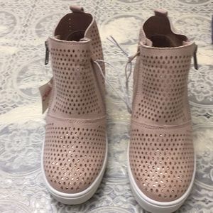 JUSTICE Hidden Wedge Boot, SZ 13, NWT, $40